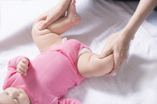 Ecografia de șold la nou-născut: diagnosticarea și tratarea precoce a displaziei de șold
